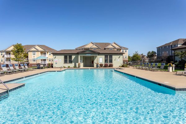 The Retreat at Arden Village Apartments apartments in Columbia, TN