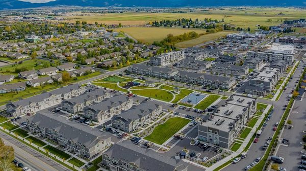 Icon Apartment Homes at Ferguson Farm apartments in Bozeman, MT