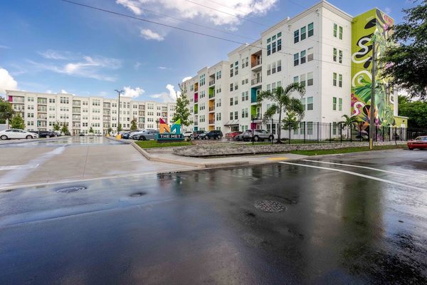 The Met Apartments apartments in Bradenton, FL