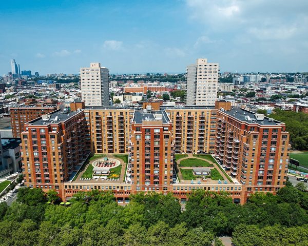 333 River Street Apartments apartments