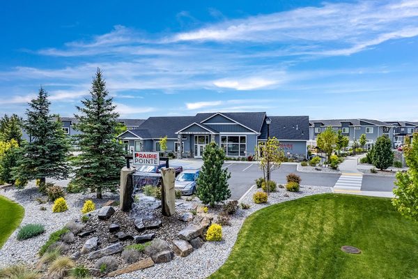 Prairie Pointe Apartments and Townhomes apartments