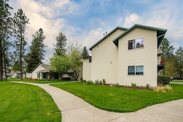 Lake Wood Ranch Apartments apartments