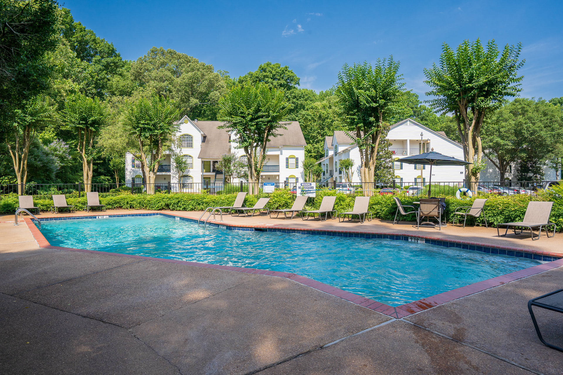 Savannah Creek apartments in Southaven, MS