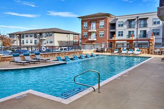 Century Cedar Hill apartments in Cedar Hill, TX