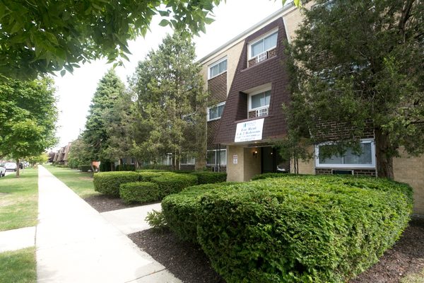 10737 S. Keating Avenue Oak Lawn Apartments apartments in Oak Lawn, IL