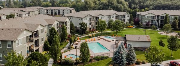 Falls at Riverwoods Apartments & Townhomes apartments