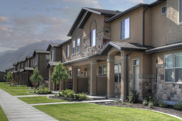 Four Seasons Apartments & Townhomes apartments