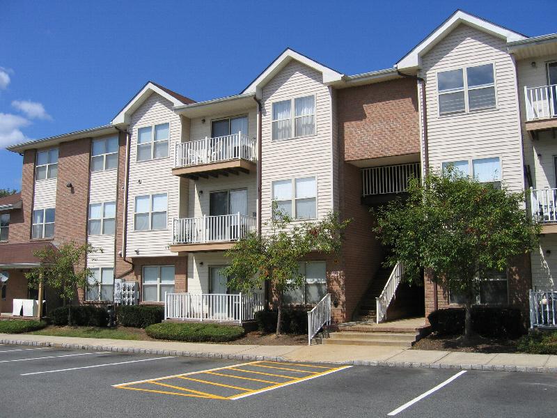 Forest View apartments in Avenel, NJ