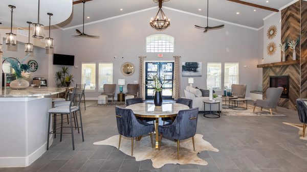 Fairmount Oaks apartments in Burleson, TX