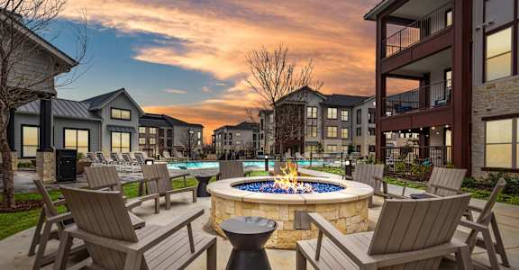 The Riley apartments in Burleson, TX