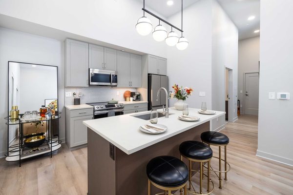 The Residences at the Sutton apartments in Columbus, OH