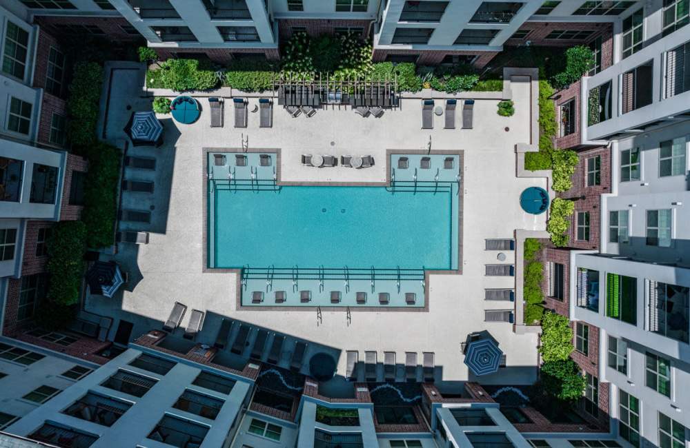 West End Village apartments in Nashville, TN