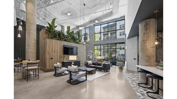 Alta West Morehead apartments in Charlotte, NC