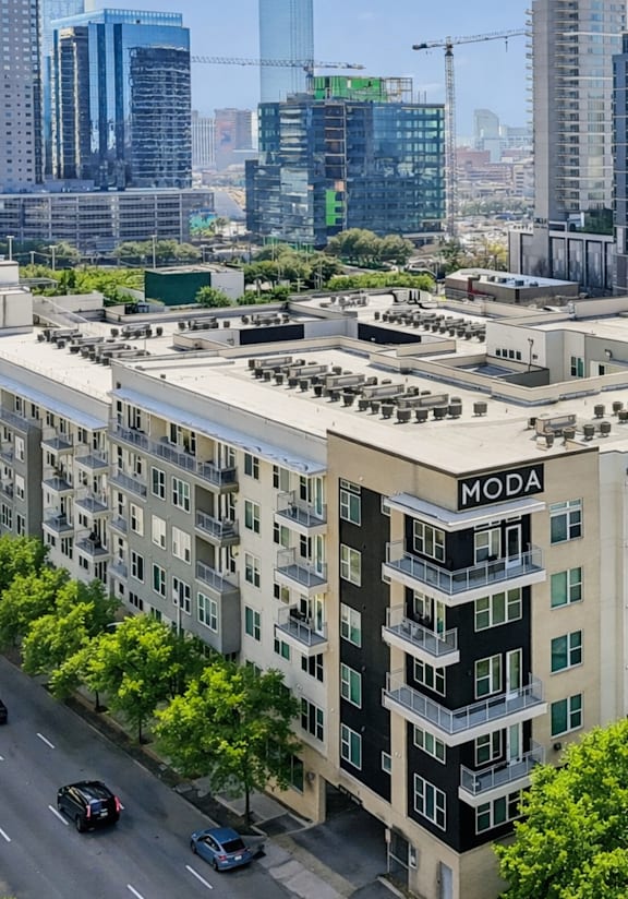 Moda apartments in Dallas, TX