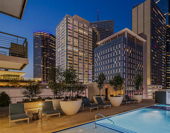 Main 3 Downtown apartments in Dallas, TX