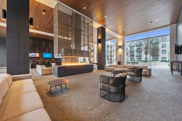 The Sterling at Regent Square Apartments apartments in Houston, TX