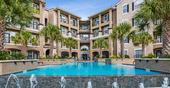 Santoro apartments in Houston, TX