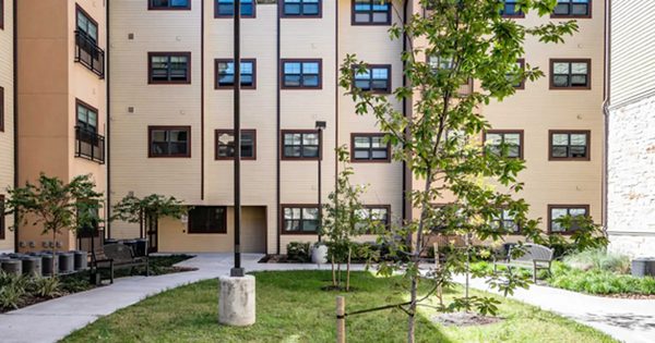 Villas at Eastwood apartments in Houston, TX