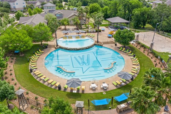 Woodlands of College Station apartments in College Station, TX