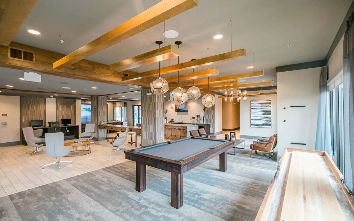 Los Altos Trinity Green apartments in Dallas, TX