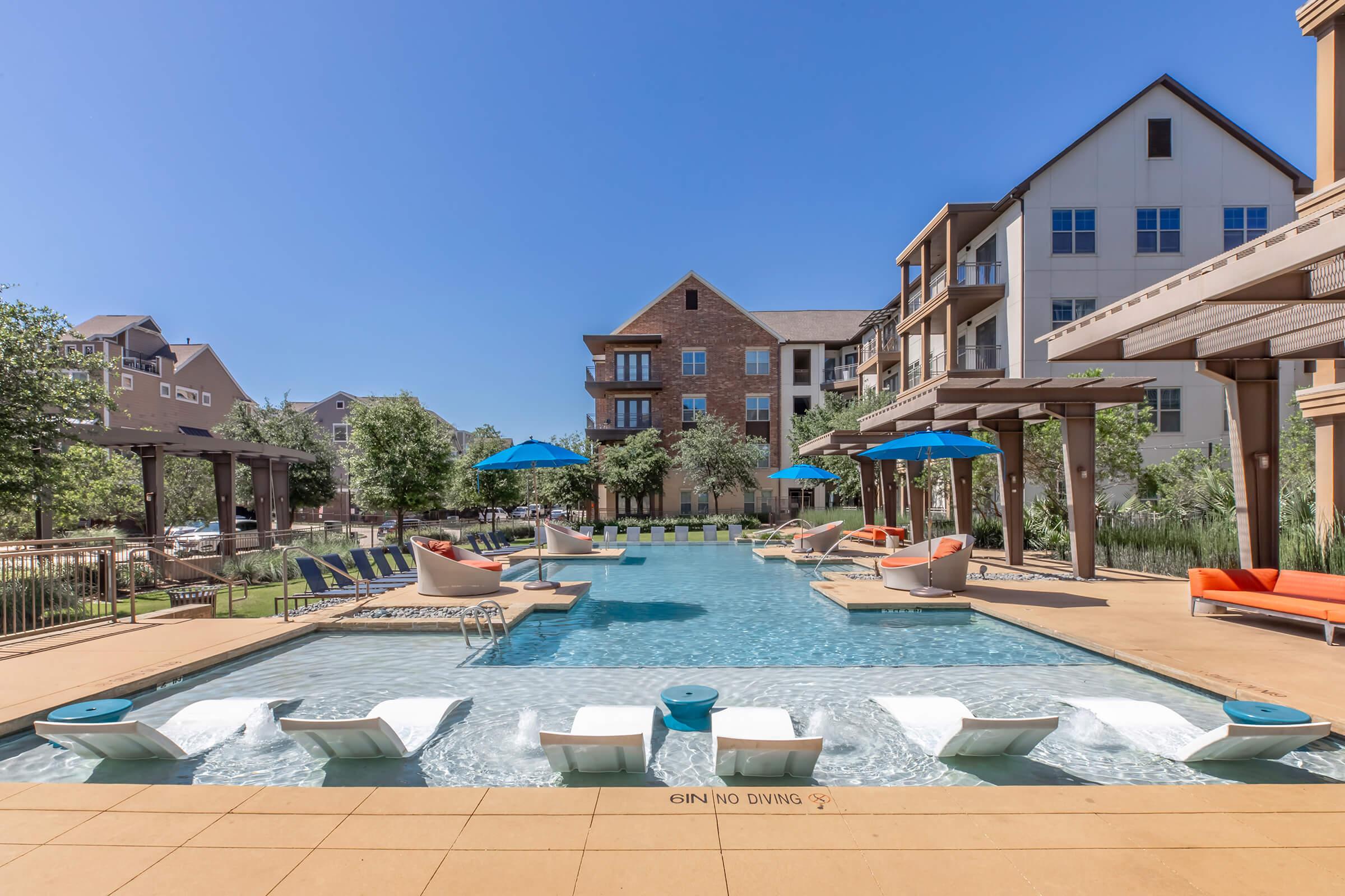 The Austin at Trinity Green Apartments apartments in Dallas, TX