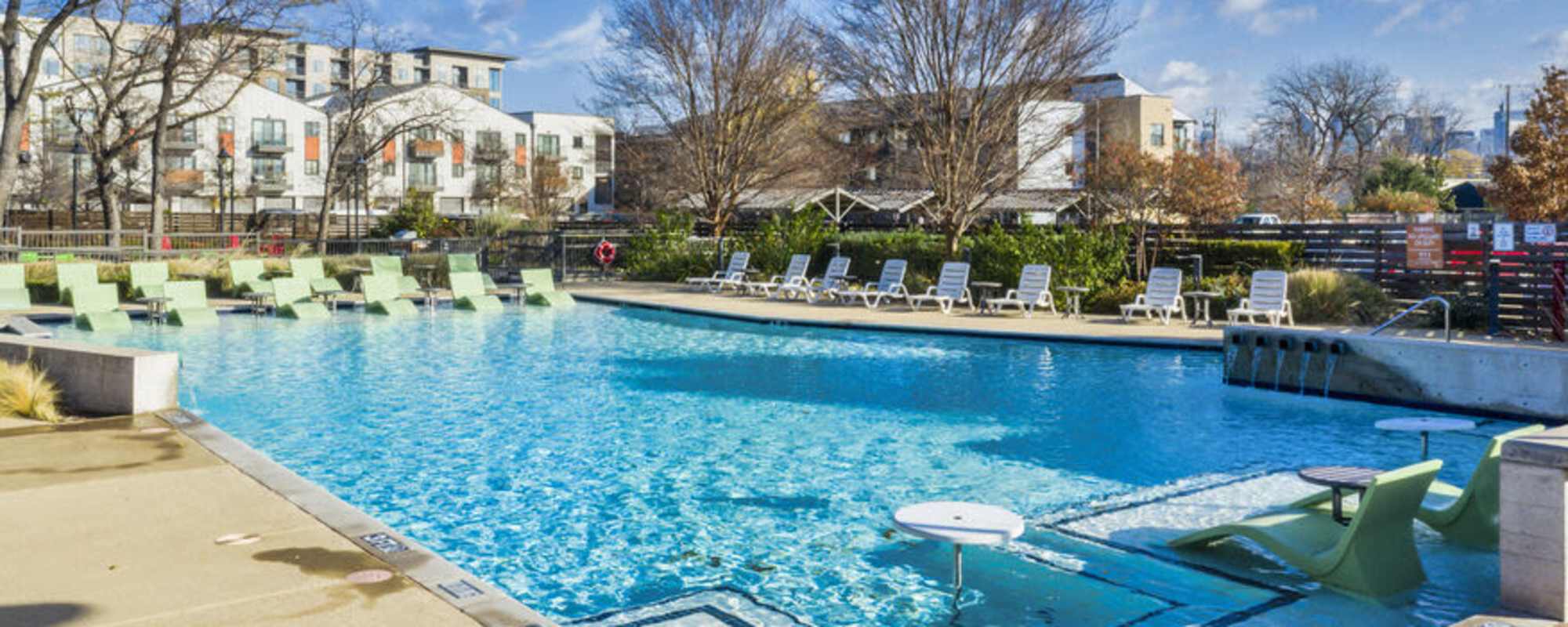 Pike West Commerce Apartments apartments in Dallas, TX