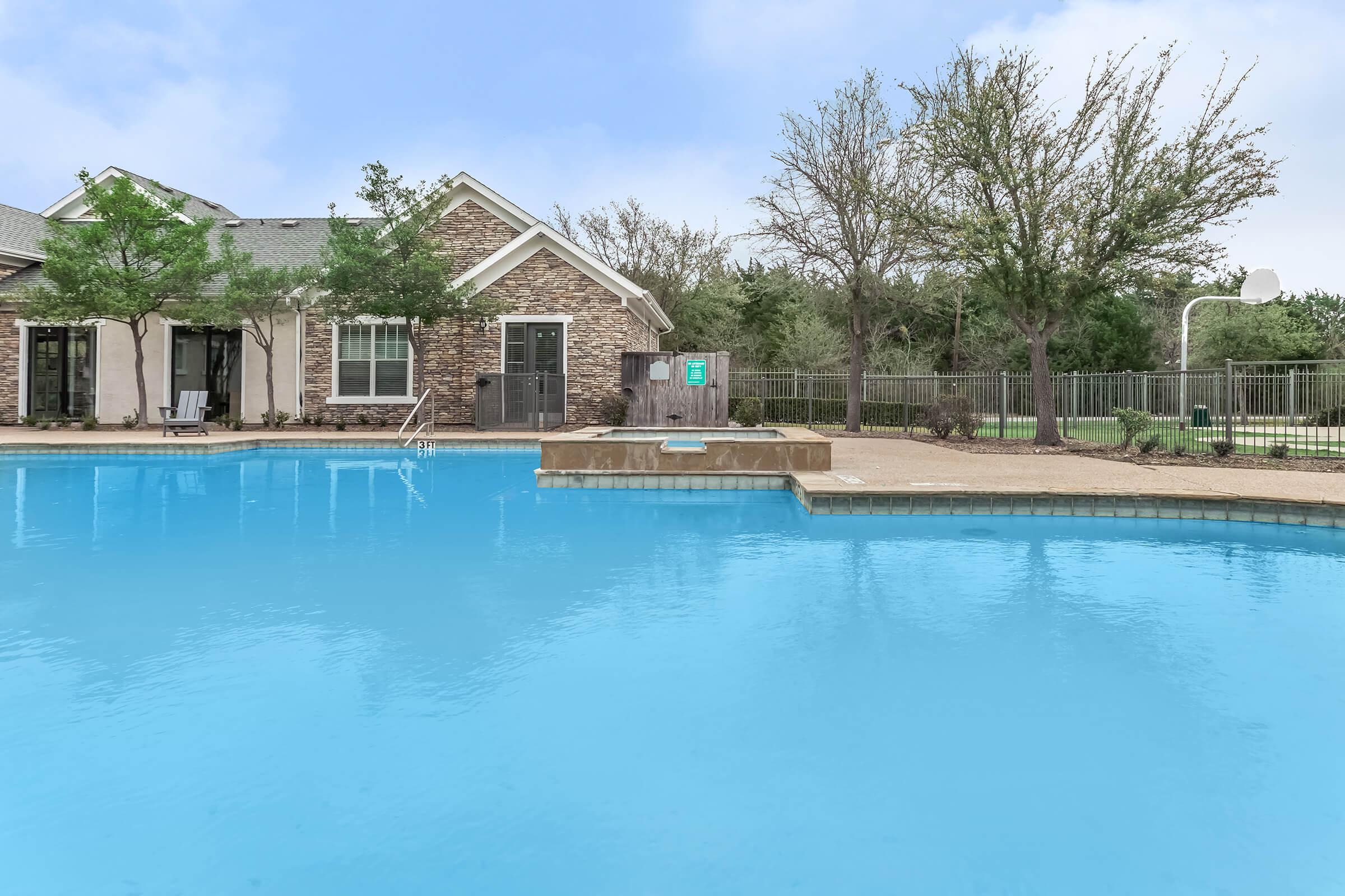 Delafield Villas Apartments apartments in Dallas, TX