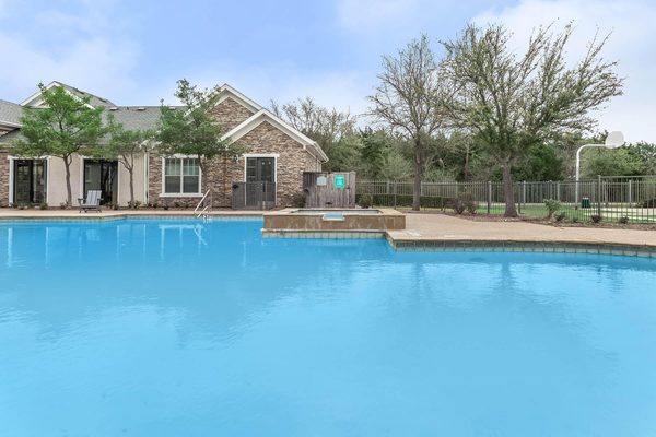 Delafield Villas Apartments apartments in Dallas, TX
