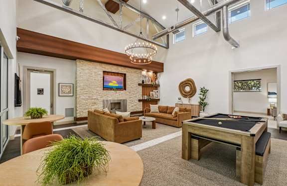 Lakewood Flats apartments in Dallas, TX