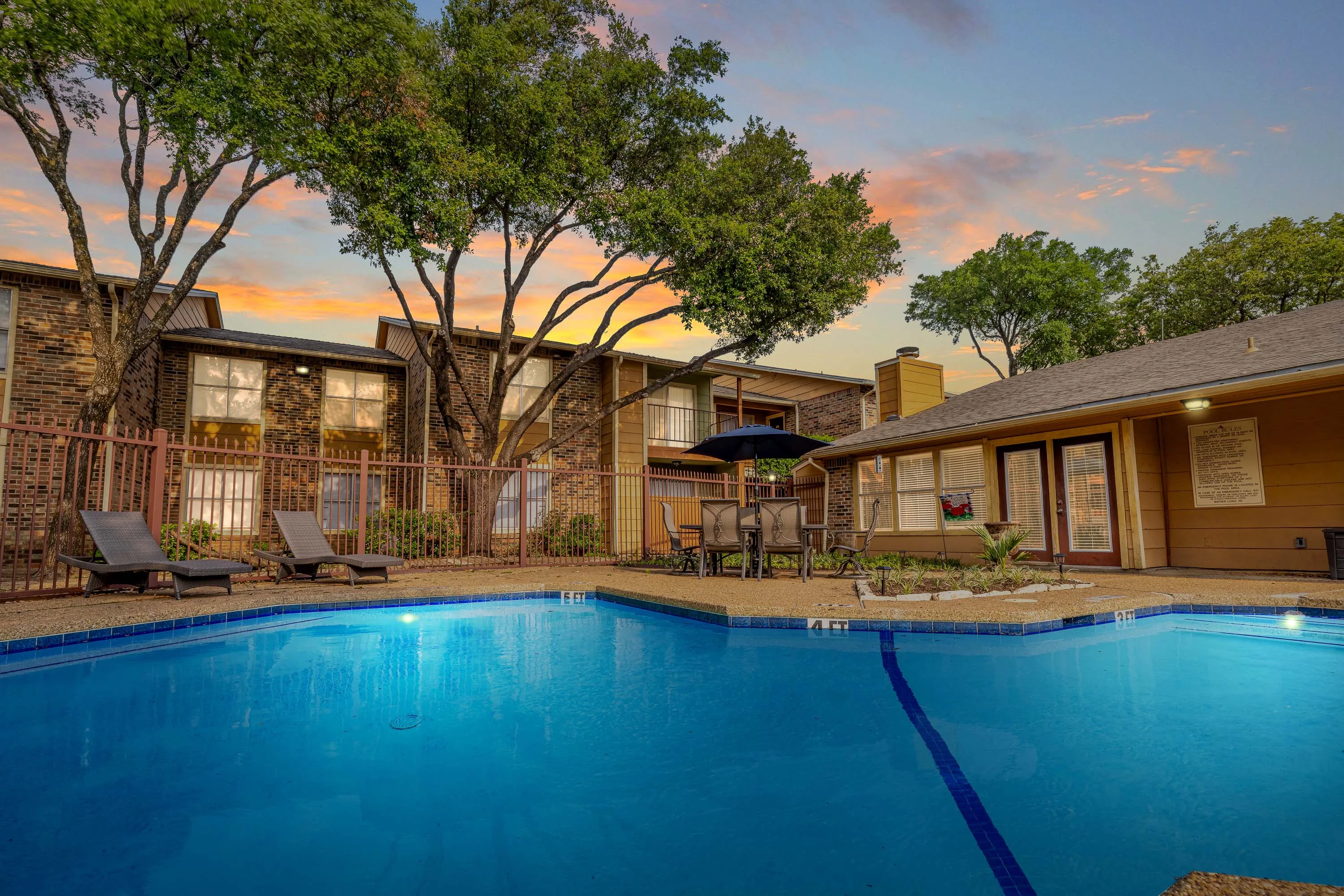 Bella Vista Pointe Apartments apartments in Dallas, TX