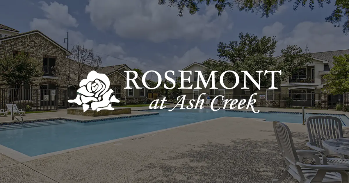 Rosemont at Ash Creek apartments in Dallas, TX