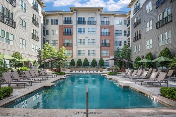 Windsor at West University Apartments apartments in Houston, TX