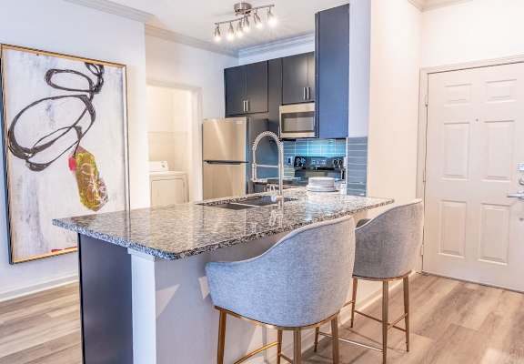 Meridian at Grandview apartments in Columbus, OH