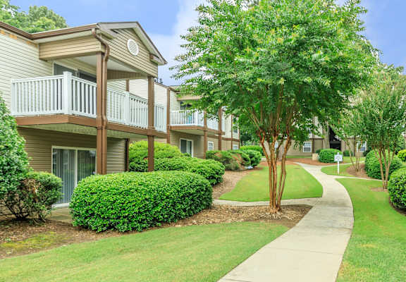 400 Winchester apartments in Atlanta, GA
