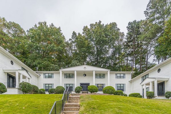 Georgian Oaks Apartments 2 apartments in Smyrna, GA