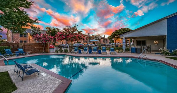 Tesoro at 12 Apartments apartments in Dallas, TX