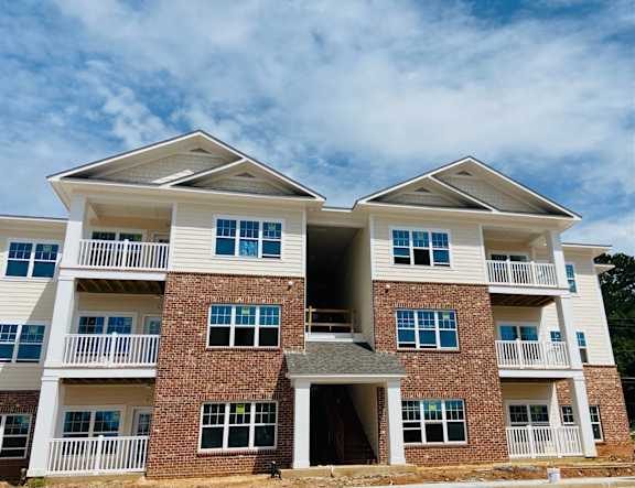 Stone Terrace apartments in Lithonia, GA
