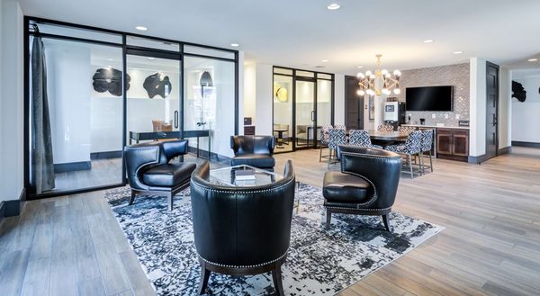 The Laurel Preston Hollow apartments in Dallas, TX