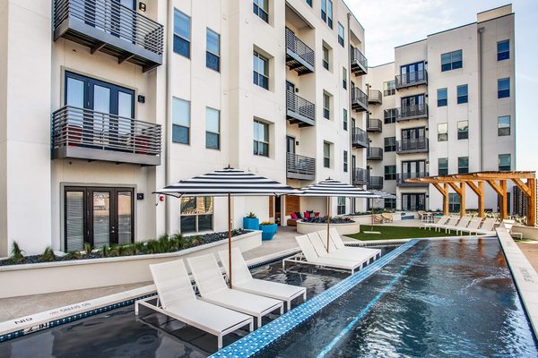 Bandera at Preston Hollow apartments in Dallas, TX