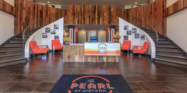 The Pearl at Midtown apartments in Dallas, TX