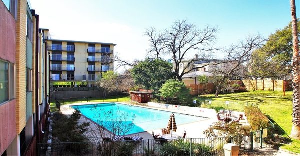 Regency Apartments apartments in Austin, TX
