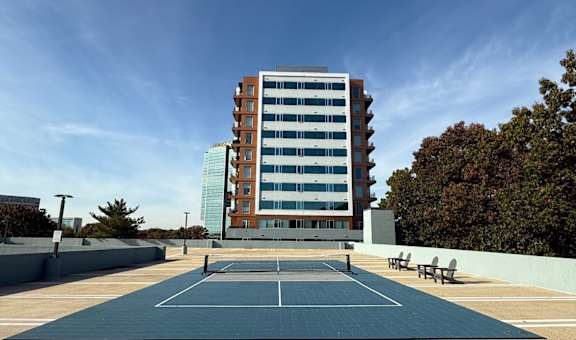 Sinclaire on Seminary apartments