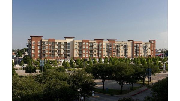 Ambrose apartments in Dallas, TX