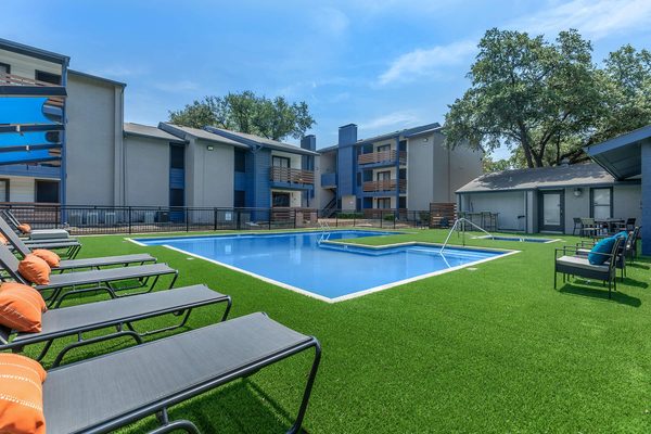 The Waverly Apartments apartments in Dallas, TX