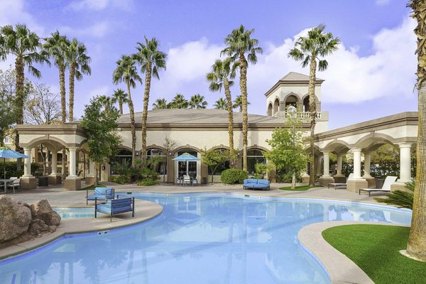 Resort at the Lakes Apartments apartments