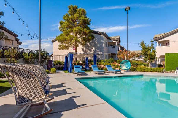 REVERB at Spring Valley apartments in Las Vegas, NV