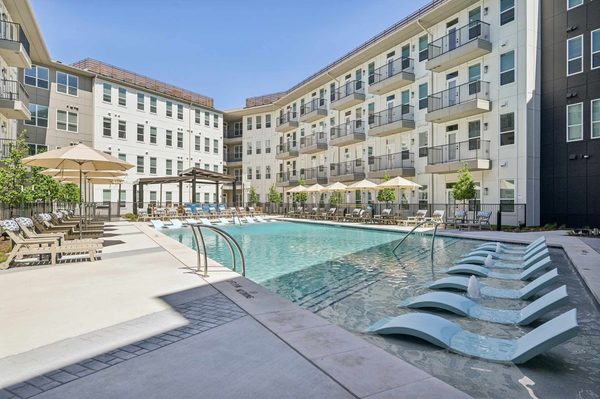 The Hayden apartments in Dallas, TX