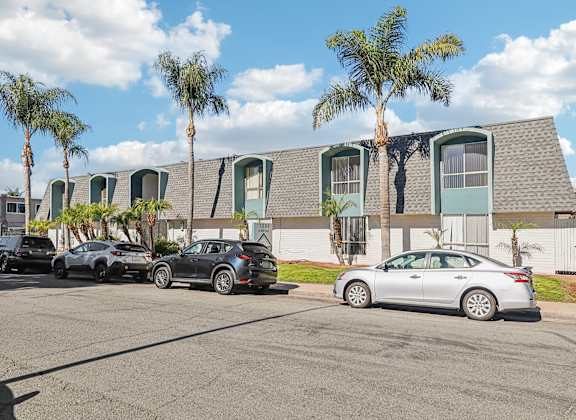Terre at 1038 Peach Apartments apartments