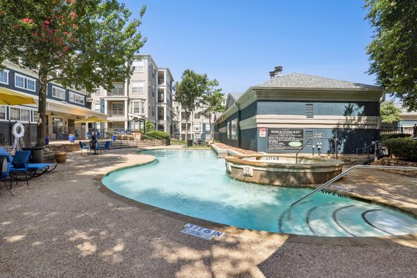 Encore at Buckingham Apartments apartments in Richardson, TX