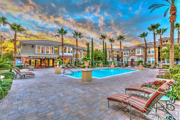Venicia Apartments apartments